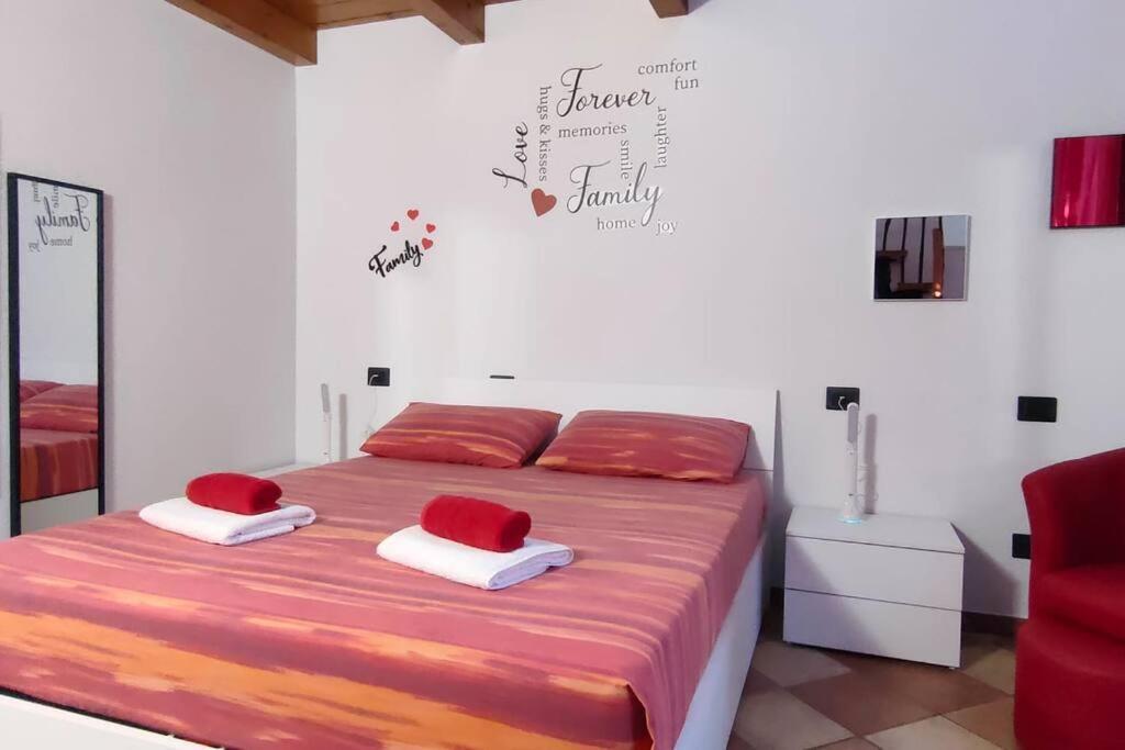 La Casa Di Trilly Lägenhet Vigevano Exteriör bild